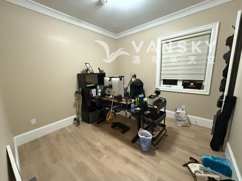 251203004900_WhatsApp Image 2025-12-03 at 00.21.37_ef3349a0.jpg